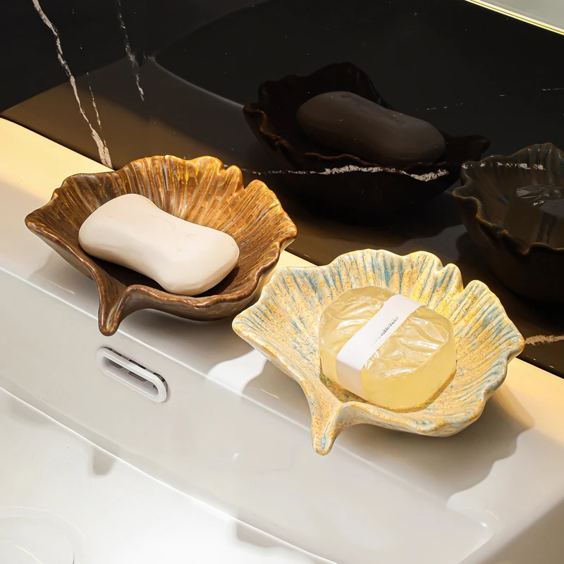 Creative Ceramic Draining Soap Box, Light luxury Leaf Shaped Soap Dishes, Home Hotel Bathroom Kitchen Supplies Storage Rack, 1Pc