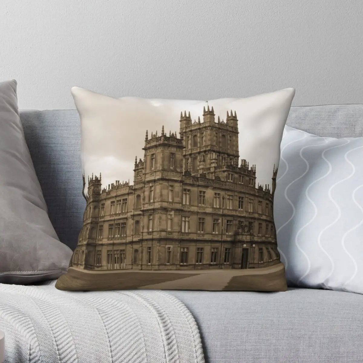 

Downton Abbey Square Pillowcase Polyester Linen Velvet Printed Zip Decor Pillow Case Car Cushion Cover 18"