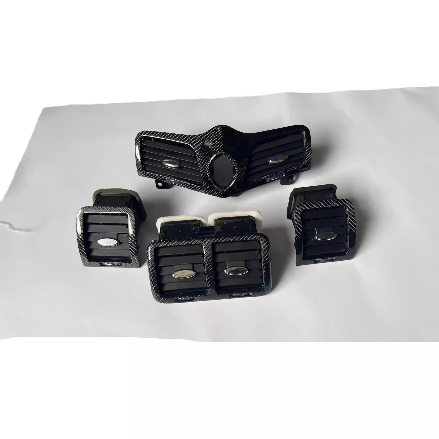 FIT FOR Maserati GT Maserati GT GC MC GTS modified carbon fiber middle left and right air conditioning vents