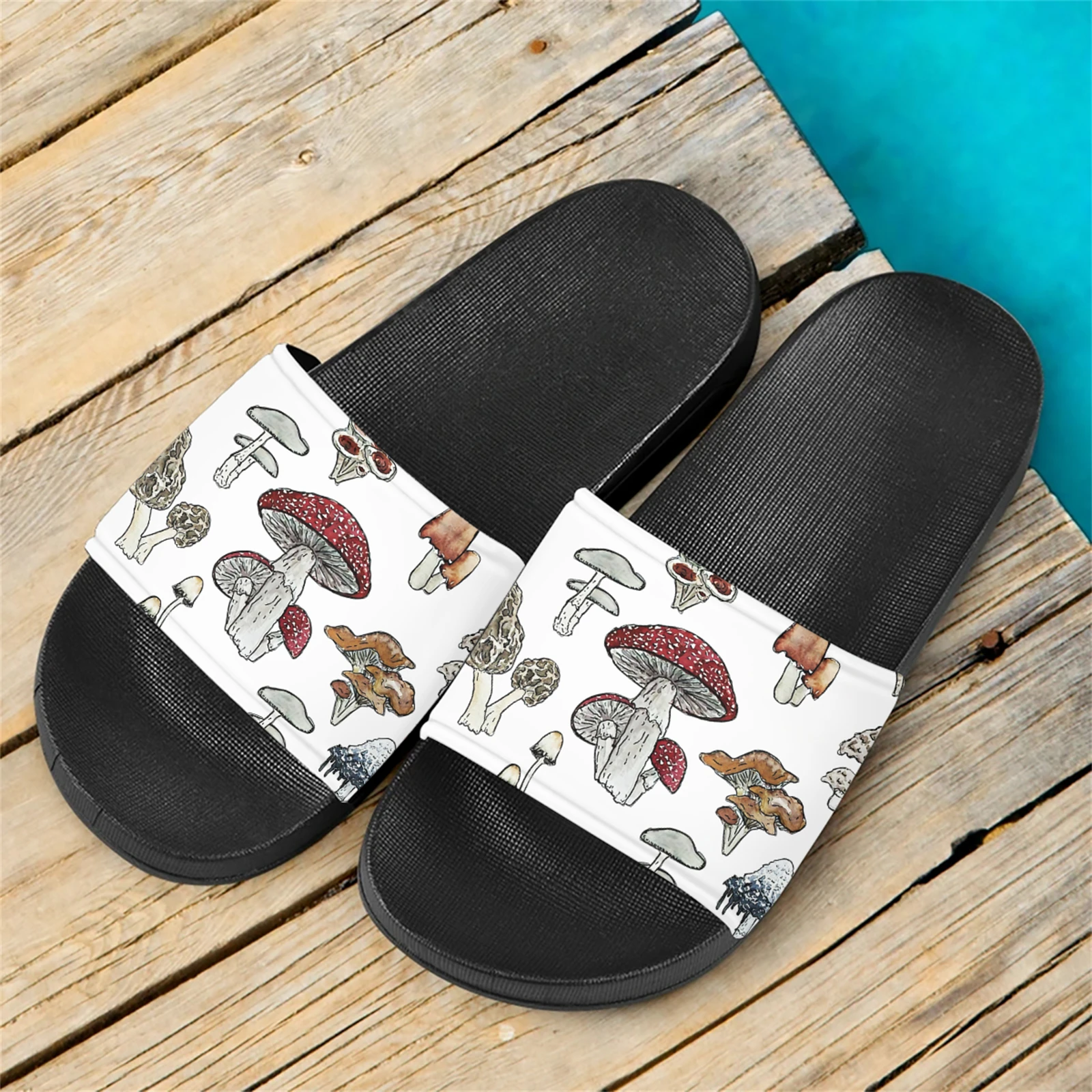 

New Summer Spring Sandals Fantasy Mushroom Print Cute Adult Bathroom Slippers Cartoon Plant Cozy Beach Slides Zapatos de Mujer