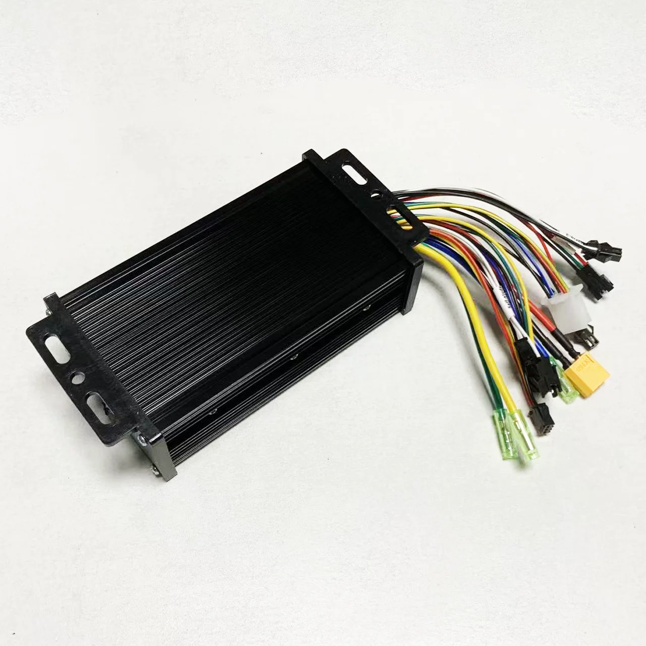 30A sine wave 3-mode 1500W 36V 48V 52V 64V controller with S966 color LCD meter,