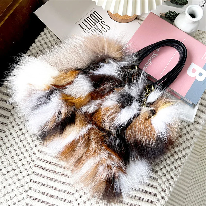 Women's Fashion Designer Fur Bag 2023 New Women's Luxury Fox Fur Handbag Women's Wedding Party Bag Shoulder Foreskin Grass