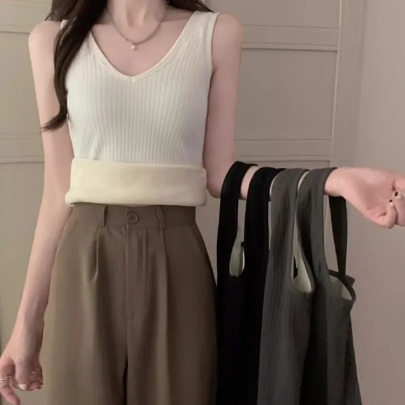 Description Picture 3 of itemThicken Autumn Warm Plush Base Tank Tops Sleeveless Solid Thermal Underwaist Vest FoFemale Winter Crop Tops Women's Shirt Camis