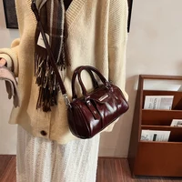 sac de luxe femme sac a main femme Mini sacs à bandoulière en cuir PU brillant pour femme, sac à main de créateur de luxe, sac à main à poignée supérieure, ouvert par un document pur, dernier, bordeaux, 2024 4