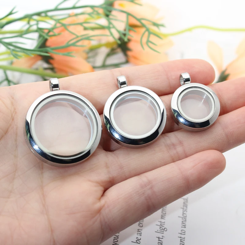 Buy Zysta Silver Round Locket Pendant Necklace 30mm Glossy Stainless Steel  Clear Glass Living Memory Floating Charms Stone Storage at