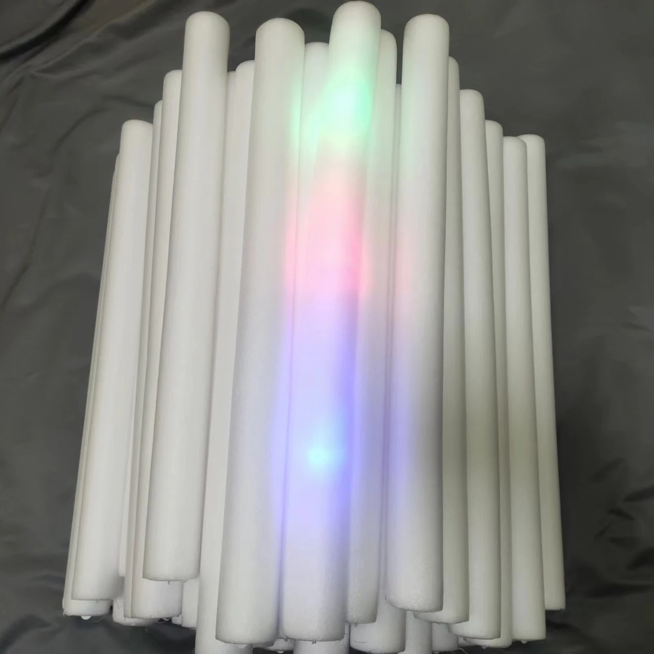 6/15/30/50/60 Pack Bulk Colorful LED Glow Sticks RGB Glow Foam Stick Cheers Tube Dark Light Birthday Wedding Party Supplies images - 6