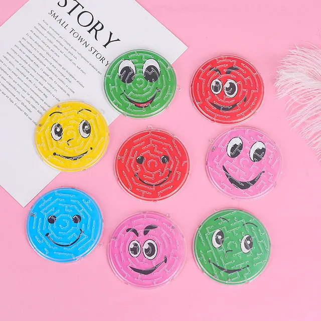 12 PCS Party Favor Pinball Game Board Football Field Shooting Pattern Kid Palm Top Toy Birthday Goodie Bag Giveaway Boy Girl Round maze