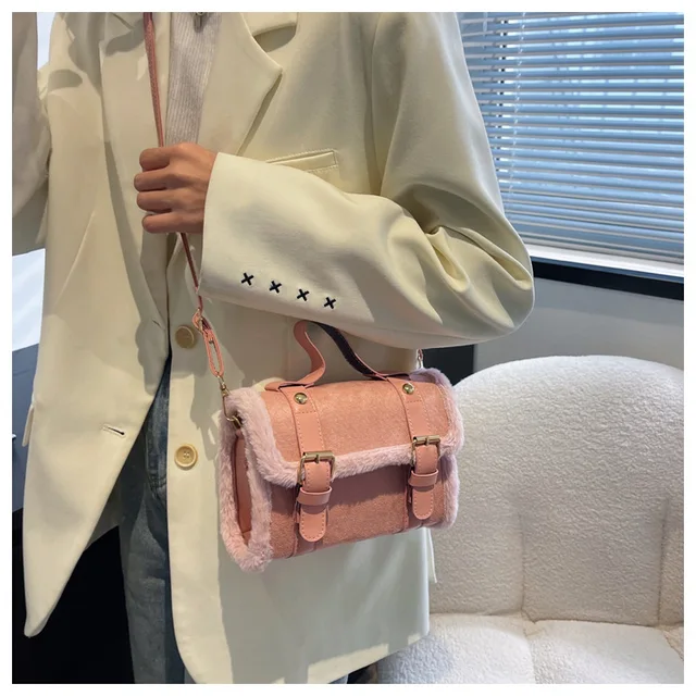 Cozy Whisper Bag 10