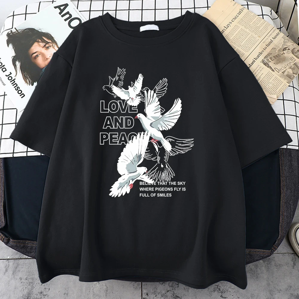 

Love And Peace White Flying Bird Pattern Women T-Shirt Loose Casual Tshirt Street Hip Hop Clothes Cotton Plus Size Short Sleeve