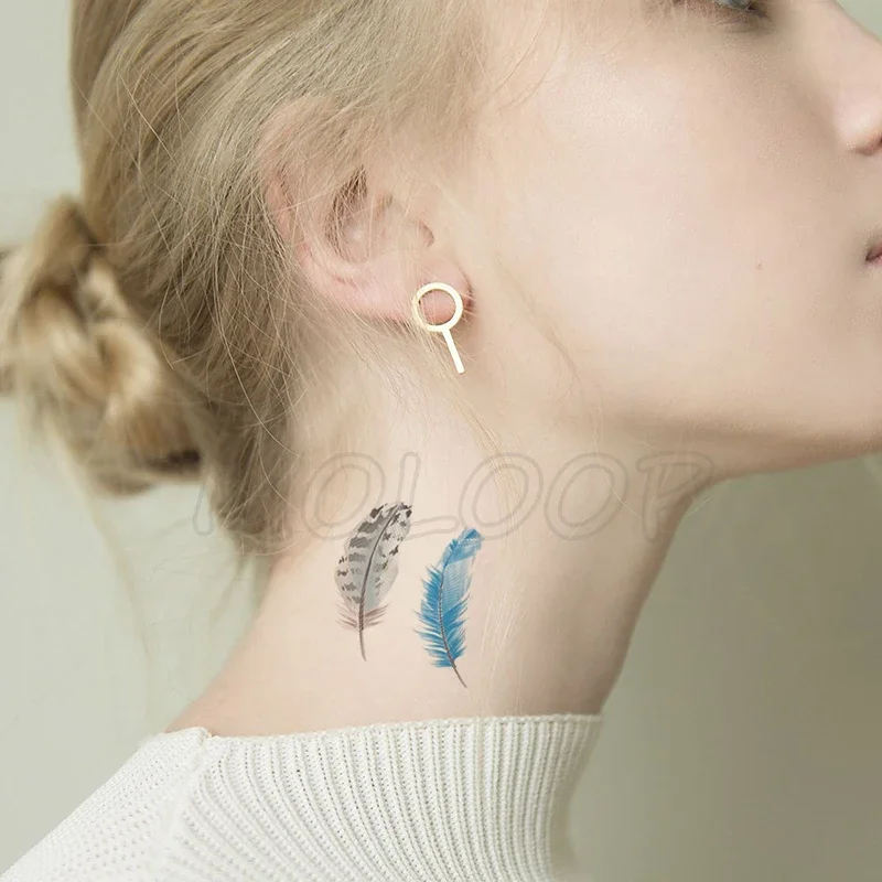 

Переводная татуировка с четырьмя пикантными перьями, тату для боди-арта, водостойкая Временная имитация флэш-татуировки для мужчин, женщин, детей, 10,5*6 см