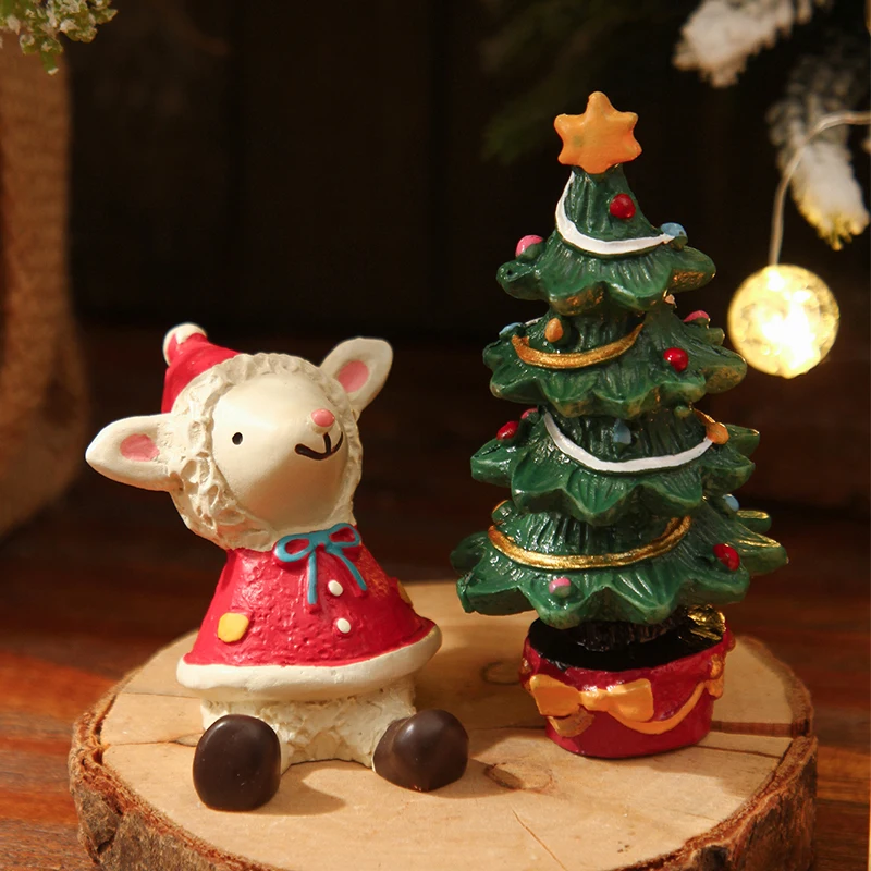 2 pieces, cute Christmas lambs and Christmas tree decorative items, resin material home decoration for festive little houses