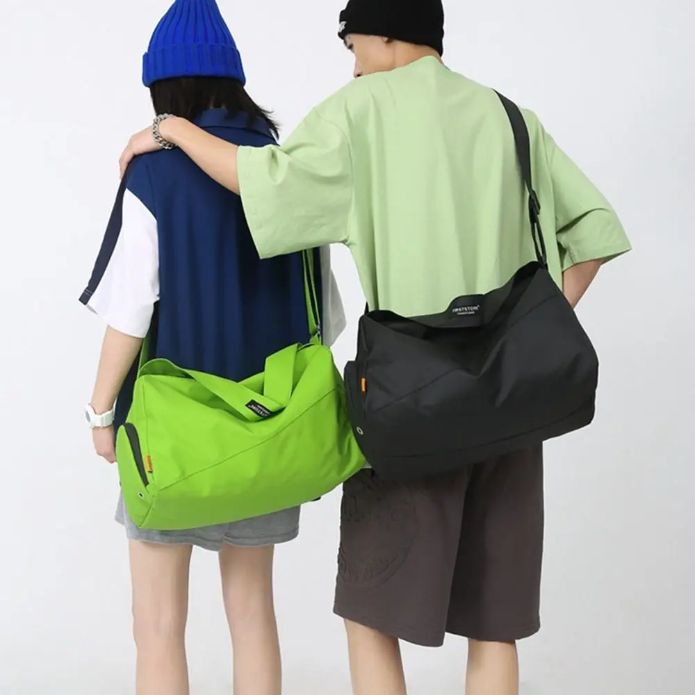 Large Capacity Sports Bags Lightweight Oxford Cloth Collapsible Handbag Wet and Dry Separation Waterproof Gym Tote Bags