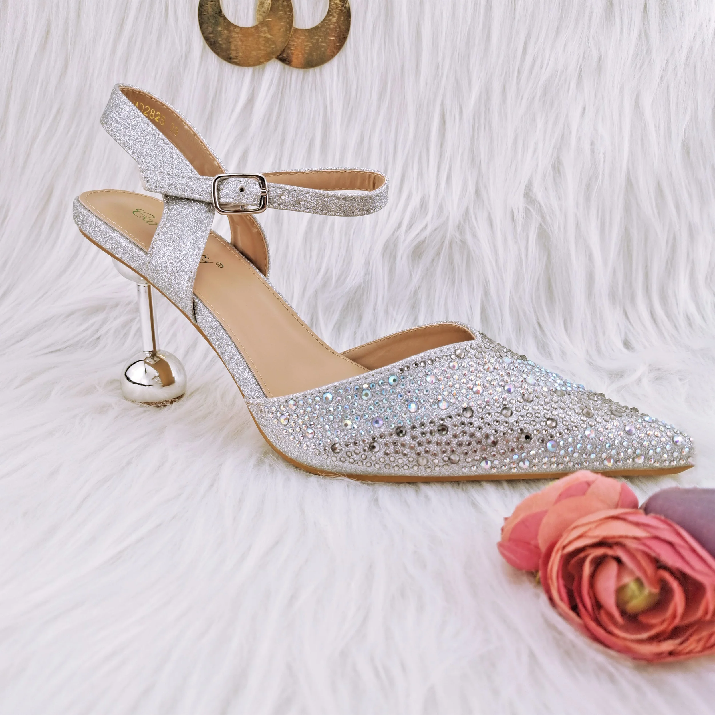 A PAIR SHOES SILVER