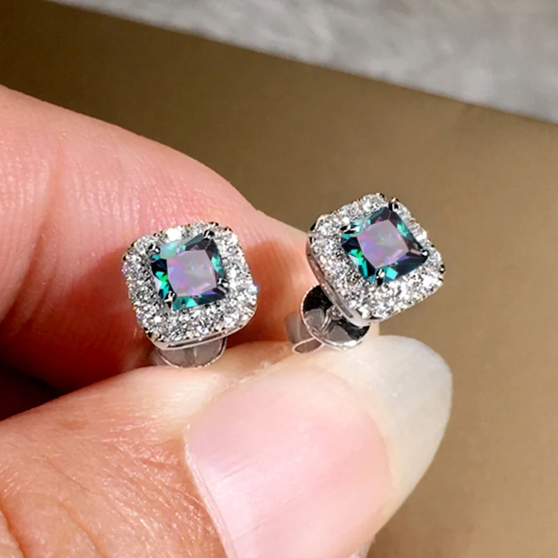 Huitan Stylish Stud Earrings Versatile Accessories for Women Graceful Lady Fashion Shiny Cubic Zirconia Jewelry for Daily Life - Image 3