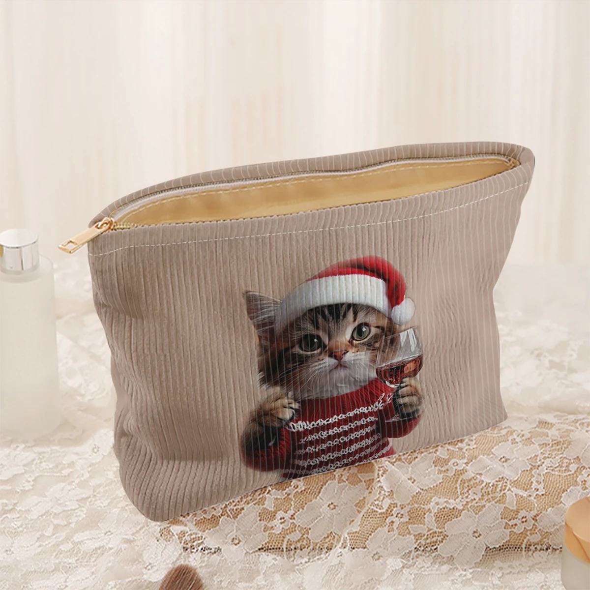 1 Christmas themed corduroy makeup bag, lightweight zipper makeup storage box, multifunctional bag with lining