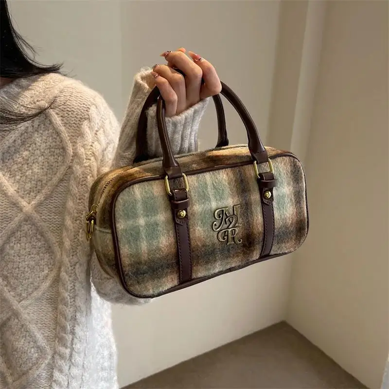 

2024 зимние сумки через плечо для женщин сумка на плечо новая Замшевая сумка женская маленькая квадратная сумочка французский корейский стиль