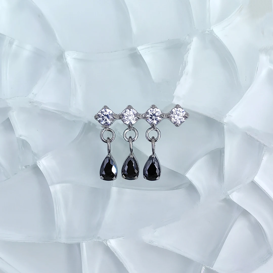 New Luxury Titanium Piercings Cubic Zirconia Wedding Dangle Earring Tassel Internally Threaded End Piercing Jewelry