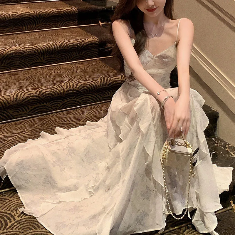

Pure suspender holiday dress women's summer French long dress