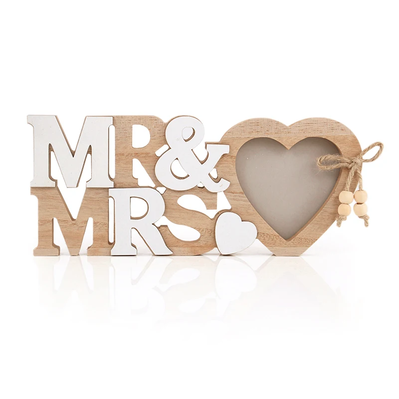 Mr & Mrs Love Heart Cornice per foto Decorazione per la tavola di nozze Ornamenti in legno Festa a casa Decorazione per addio al nubilato Regalo di San Valentino  15