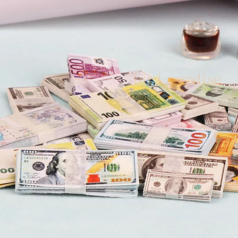 Miniature Items 5 Bundle Mini Dolls Money Banknotes Dollars Euro Korean Won Model Toys For Barbie Ob11 1/6 Dollhouse Accessories 6