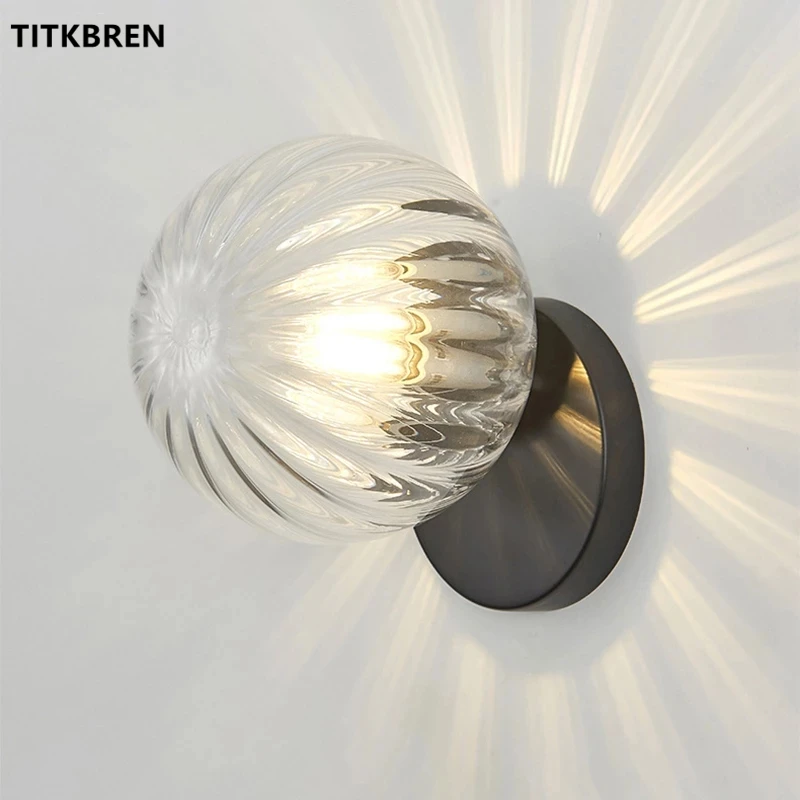 

Минималистичная настенная лампа в скандинавском стиле, светильник из черной меди для дома, лестницы, коридора, спальни, прикроватного столика, круглого стекла