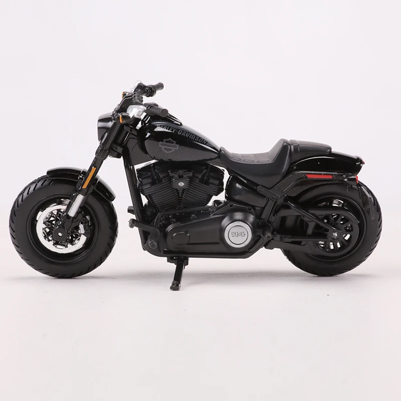 Maisto 1:18 2022 Fat Bob 114 Motorcycle Car Simulation Alloy Car Model 4