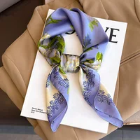 2023 Fashion Luxury Brand Designer Silk Scarf Square for Women Satin Shawls Scarves Hjiab Bandana Hair Band Wrist 70*70cm 1