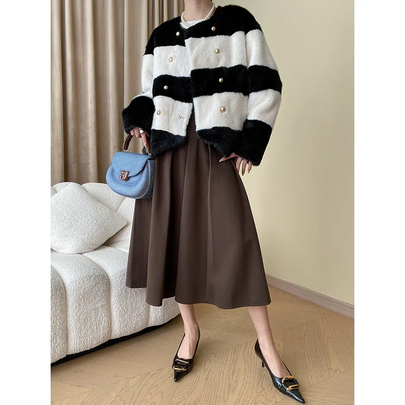 Women Fake Fur Thick Autumn Winter Black White Contrast Small Fragrance Casual Luxury Simple Loose Fashion Warm French Fur Coat