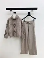 Col haut couleur contrastée tricoté décontracté laine cachemire pull taille haute décontractée jambe large pantalon automne nouvel ensemble pour femmes 1