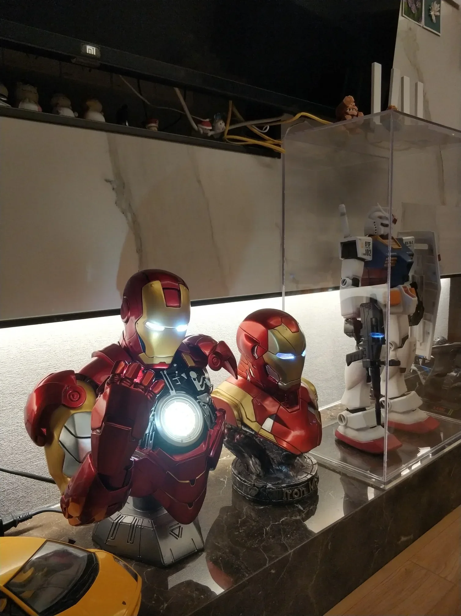 アベンジャーズ MK50 バスト LEDライト付き アベンジャーズ MK50 バスト LEDライト付き アベンジャーズ MK50