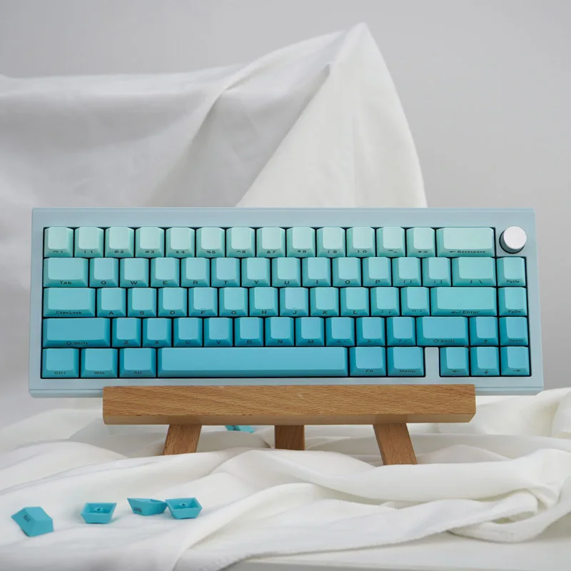 

Gradient cyan keycaps PBT Five-sided Sublimation Keycaps for Mx Cherry Profile Gateron Switch Mechanical Keyboard Kit