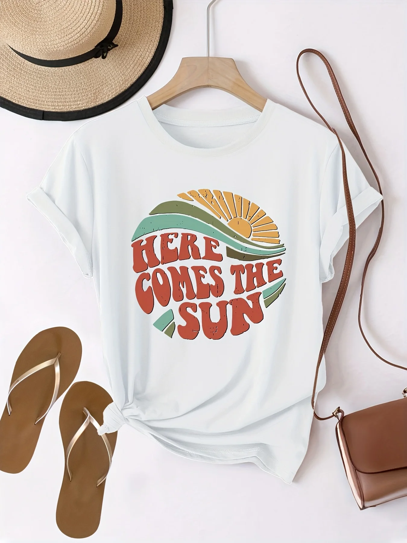 Sunburst Graphic Women's Crew Neck Tee - Short Sleeve Casual Top