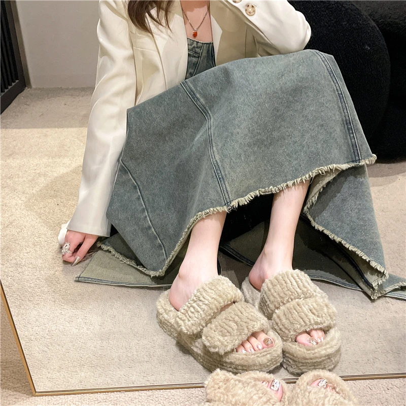 Winter Plus Size Warm Slippers Women Fashion Fluffy Fur Home Slides Platform Flat Indoor Floor Flip Flops Ladies Shoes