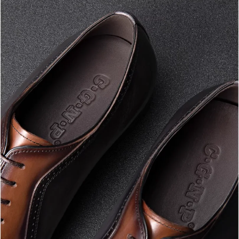 Neue High-End-Frühlings-Lederschuhe für Herren, formelle Business-handgefertigte britische Oxford-Hochzeitsschuhe für Herren, Bräutigam-Trend – Detail 15