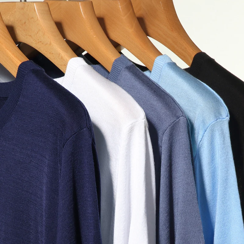 High Quality Men Silk Knit Tops 2022 Summer O-Neck Ice Silk Tee Shirts Male Short Sleeve Knitting Thin Clothing T-Shirts