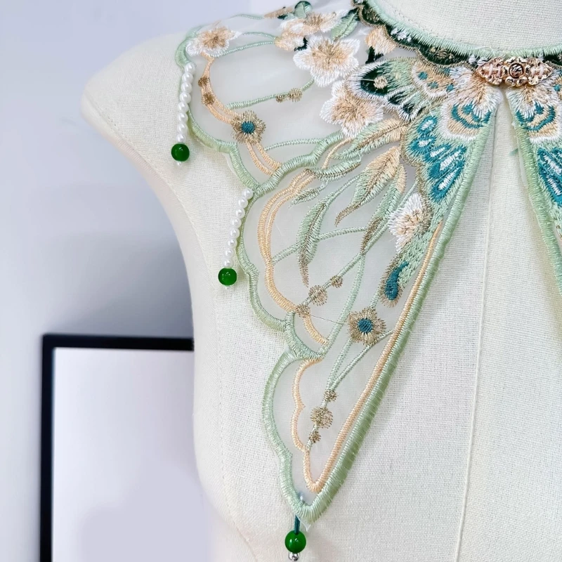 fake collar detachable collar shawl Women Girls Chinese Embroidered Butterfly Flower False Collar Pearl Tassels Small Yunjian Shawl Scarf for Dresses