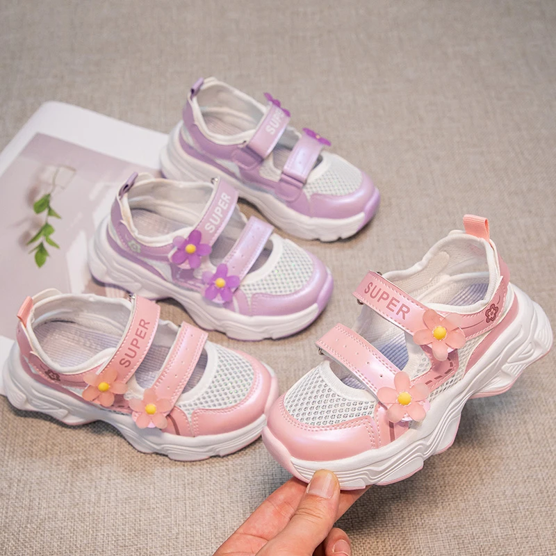 Girls Summer Sandals Non Slip Cut Out Flowers Walking Shoes