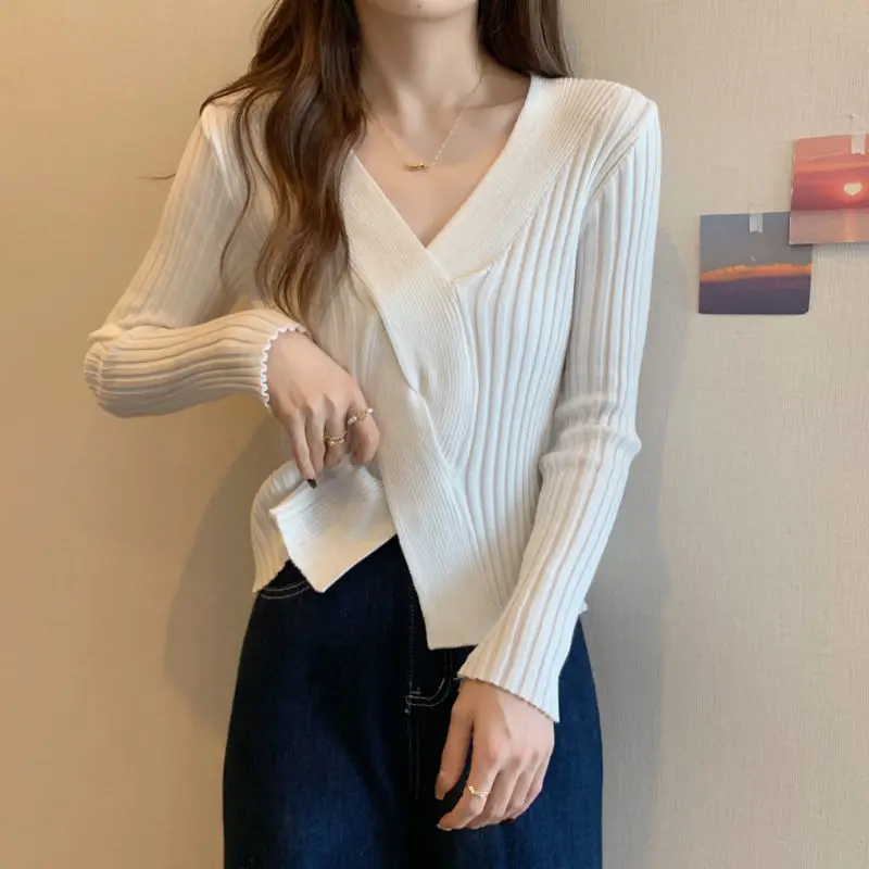 

STSVZORR Korean Cross V-neck Knitwear Top Women's Spring and Autumn Design Y2K 2023 New Women's Wear