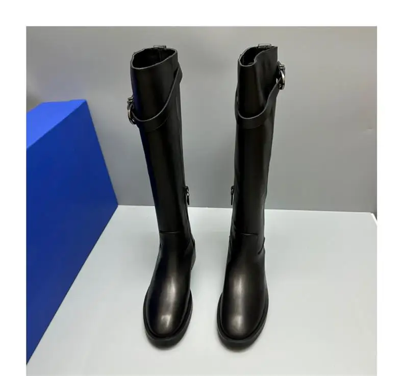 

2024 Autumn and winter new style genuine leather low heel side zipper buckle high boots 426