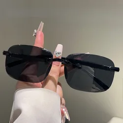 High - End Fashionable UV Resistant Frameless Sunglasses (Black Gray)