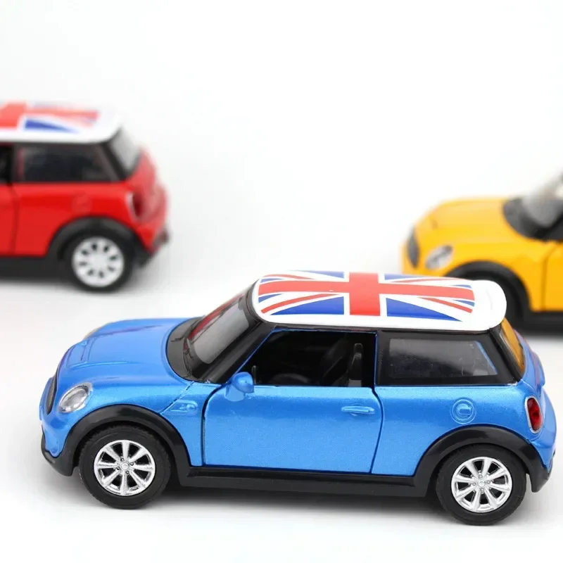 1:36 BMW Mini Cooper classic car High Simulation Diecast Metal Alloy Model car Pull Back Collection Kids Toy Gifts G24 6