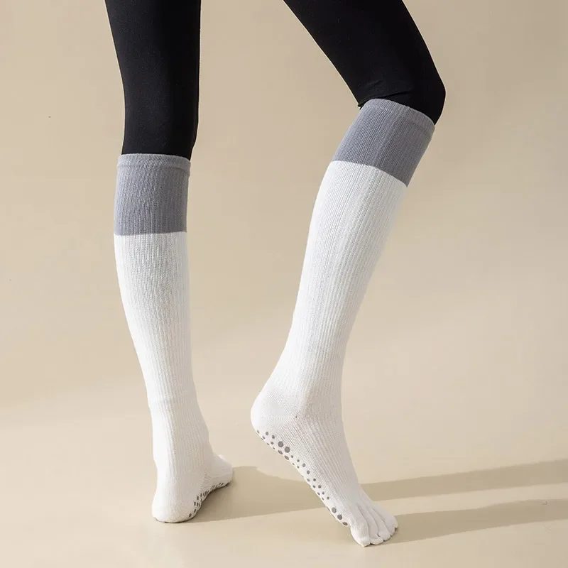 Chaussettes de yoga professionnelles à cinq orteils pour femmes, en silicone, anti-alde, fitness, sport, en coton, couleur unie