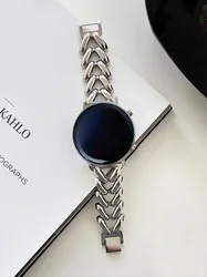 Luxury Love Heart Metal Bracelet Strap for Smartwatches - Elegant Women's Accessory (Sliver)