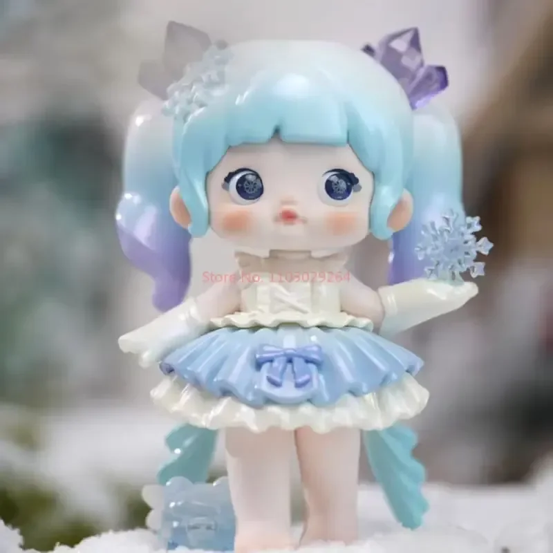 Nommi Nuomi's Small World Blind Box Mystery Box Doll Hand