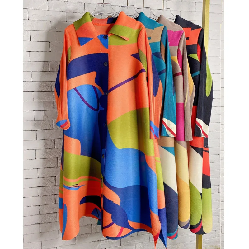 

Miyake pleated printed Spring 2022 new oversized lapel dress 4 buyers