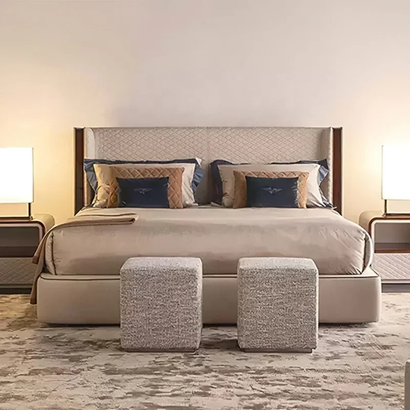 Designer Queen Bed Italian Minimalist Modern Nordic Leather Bed Designs King Size Luxury Double Hotel Beds