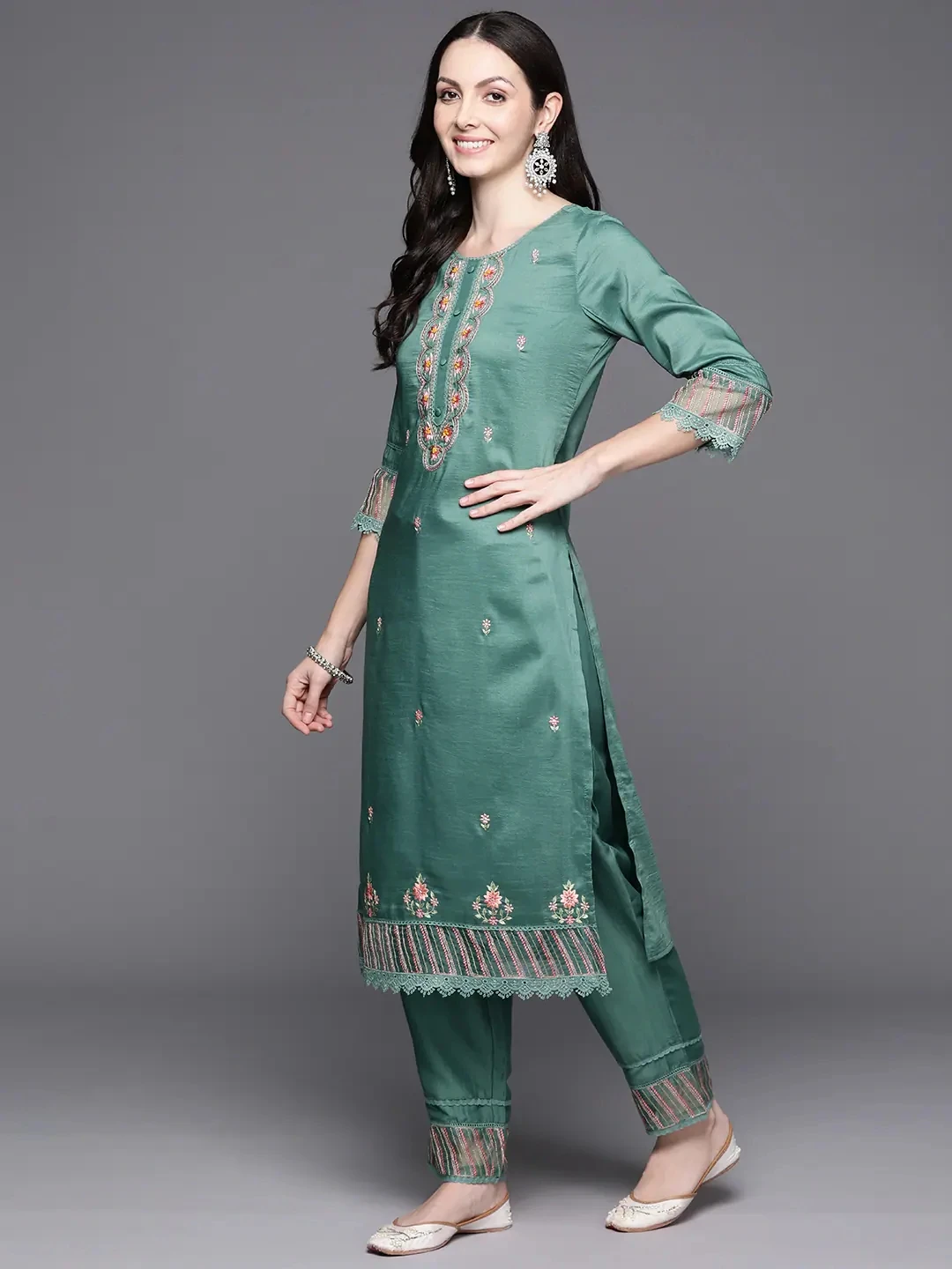 Indian Women's Clothing Ethnic Style Embroidered Green Side Cover Three Piece Silk Cotton Kurta Set indian sari scarf indian sari top