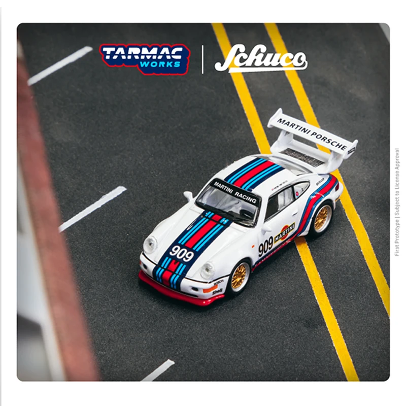 

Tarmac работает 1:64 модель автомобиля 911 RSR литой под давлением автомобиль-Marti Racing