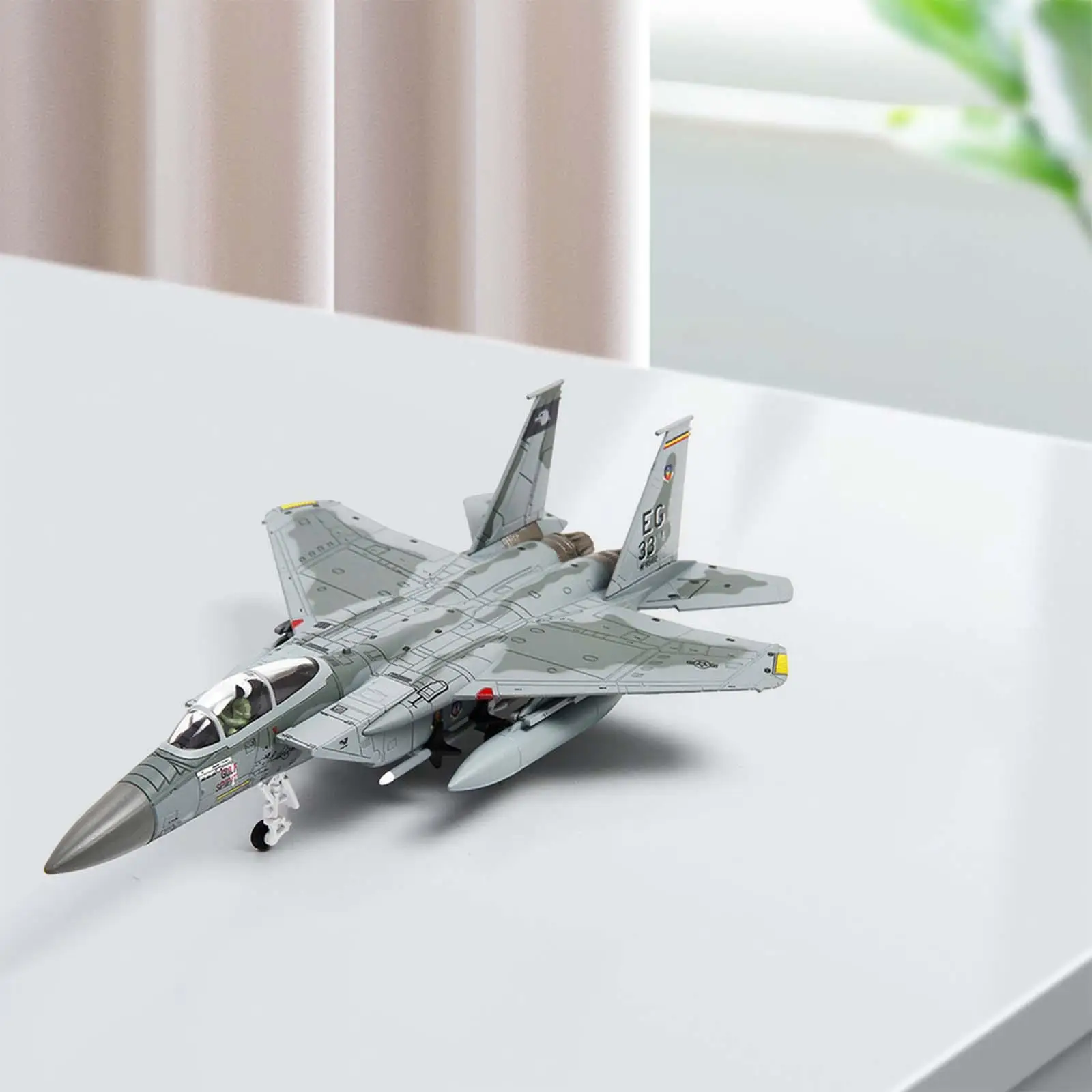 1/100 Simulation Diecast F-15 Fighter Plane Collection Aircraft Plane Model for Desktop Cabinet Bedroom Living Room Decoration