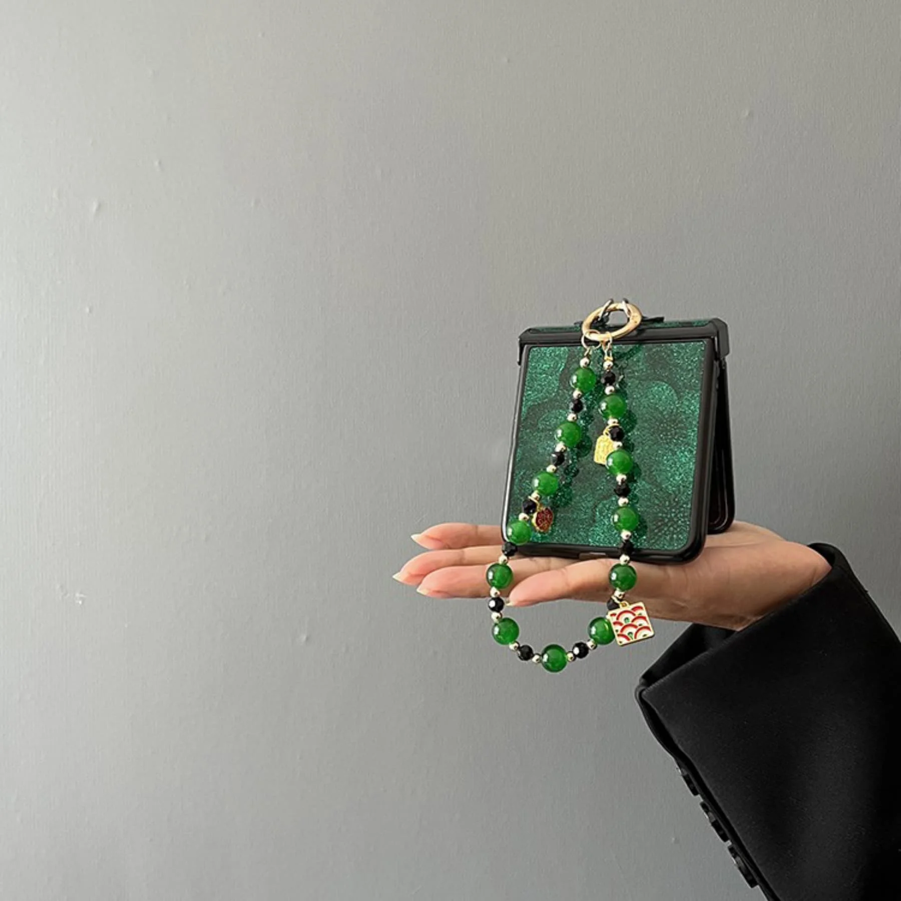 Emerald Green Leather Rope Bracelet Phone Case - Shockproof Chinese Style Cover